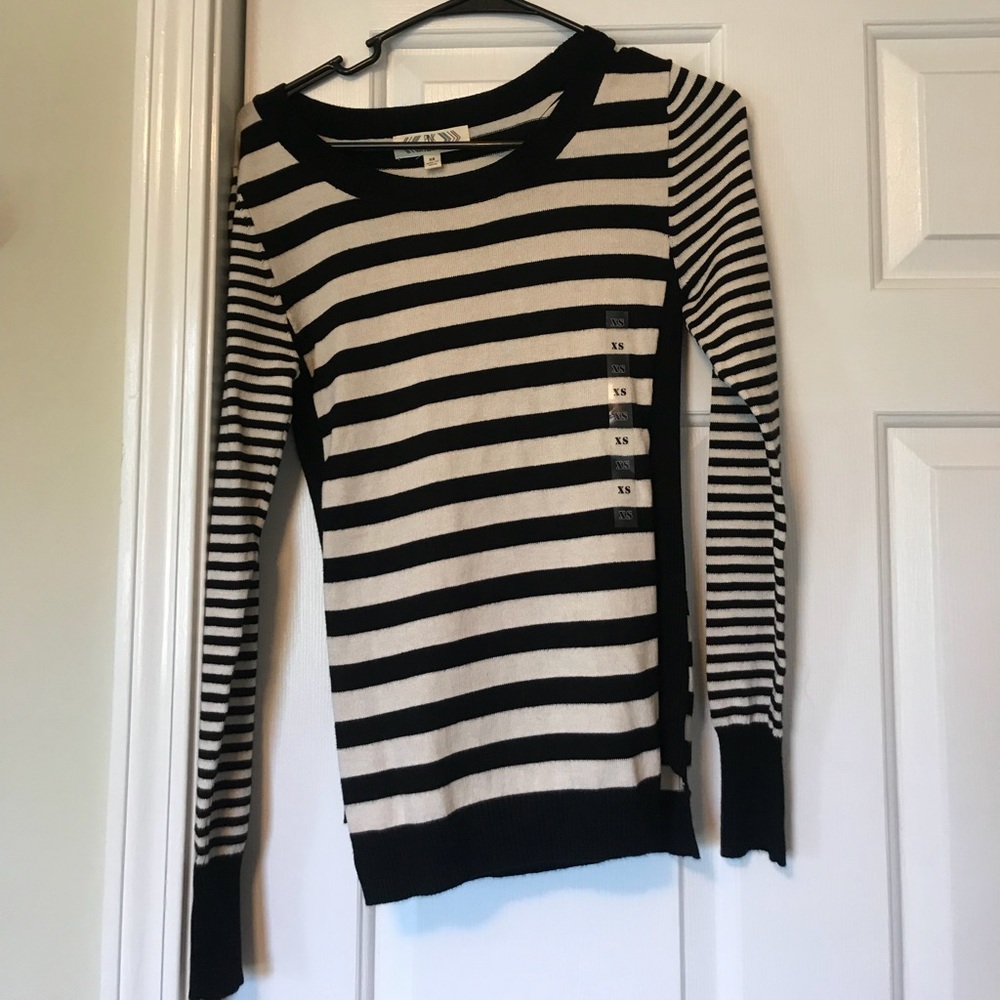 Long sleeve stripe shirt
